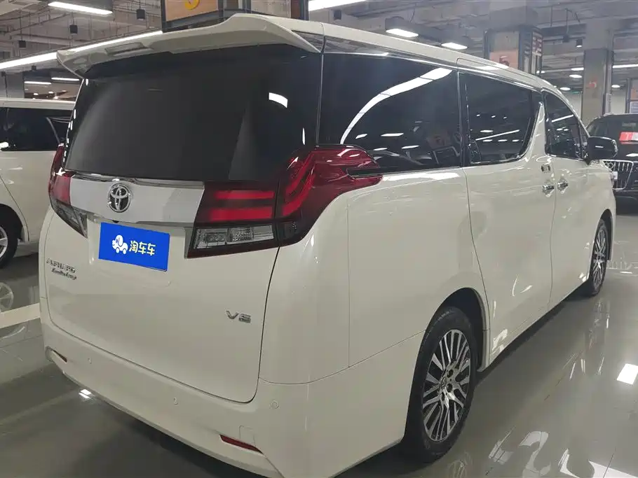 Toyota Alphard 2018 — фото 3