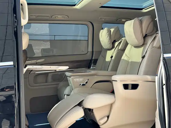 Mercedes-Benz V-Class 2021