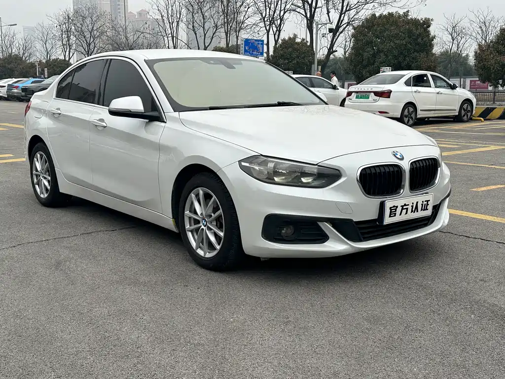 BMW 1 Series 2017 — фото 3