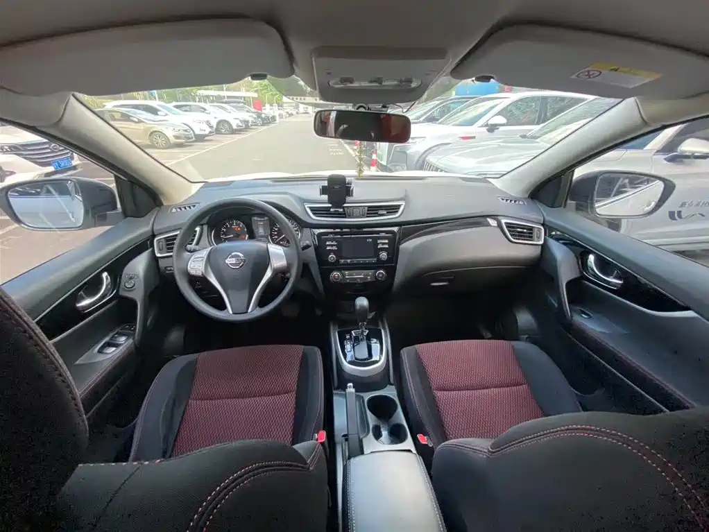 Nissan Qashqai 2016 — фото 10