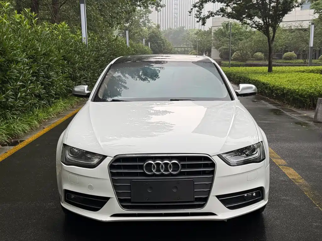 Audi A4L 2013 — фото 2