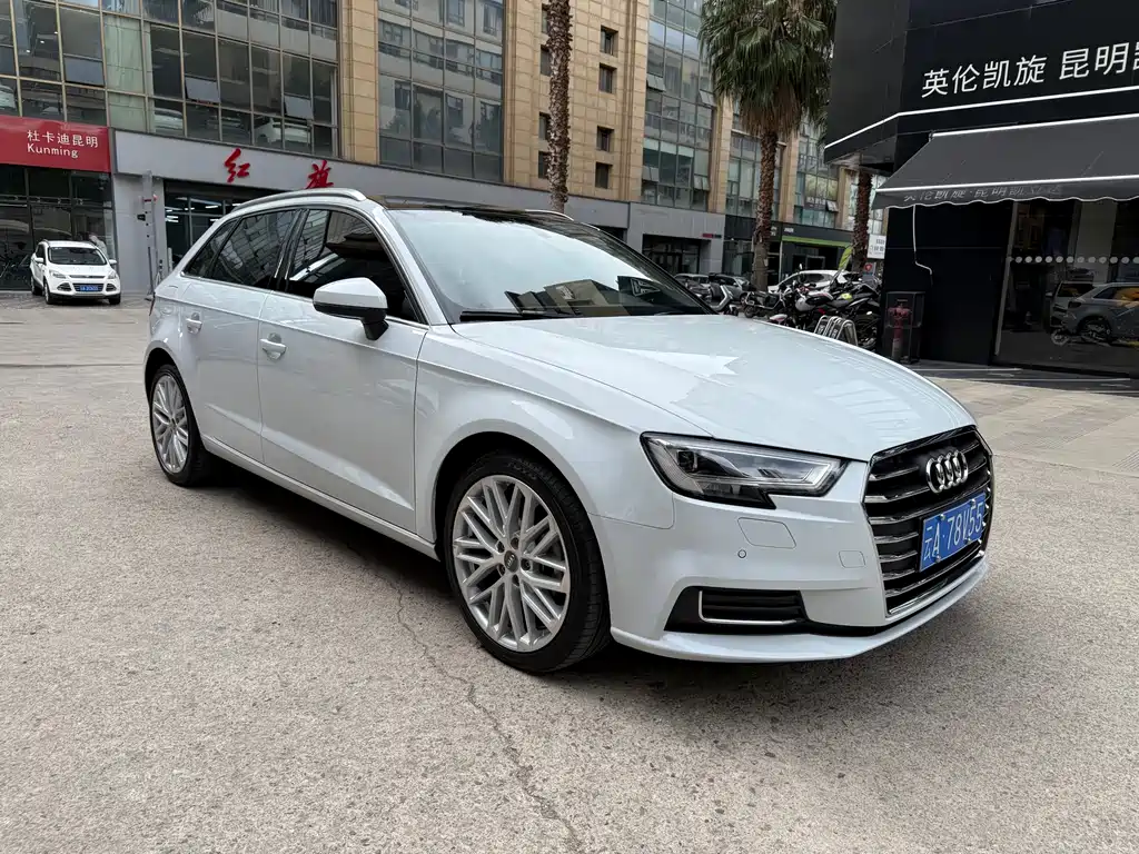 Audi A3 2018 — фото 7
