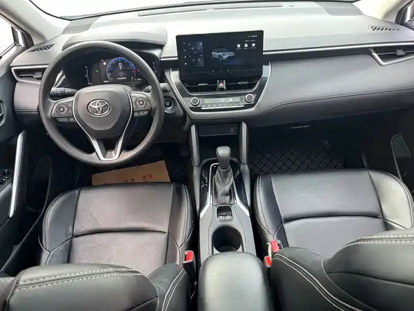 Toyota Frontlander 2024
