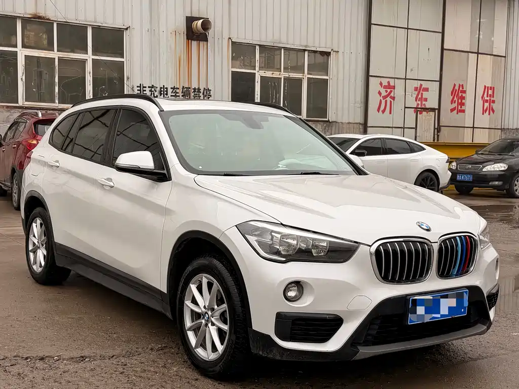 BMW X1 2018 — фото 3