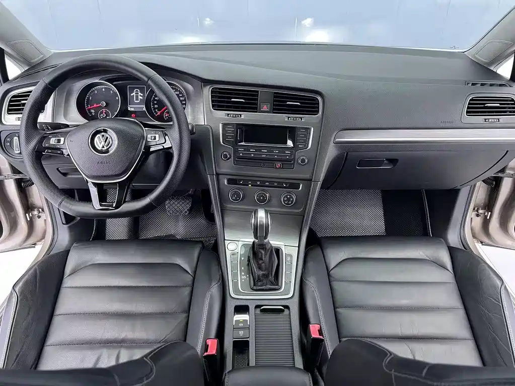 Volkswagen Golf 2015 — фото 9
