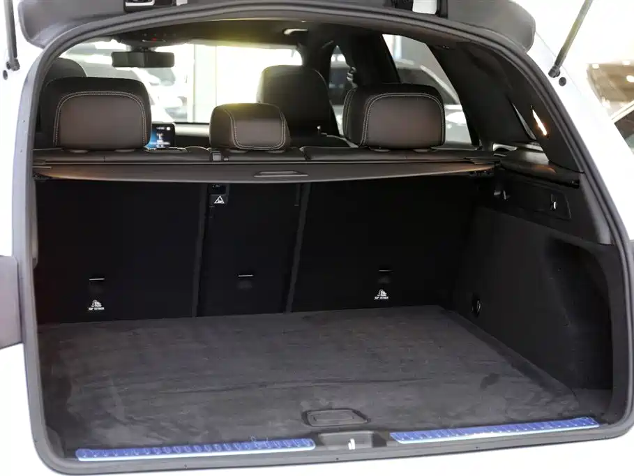 Mercedes-Benz GLC 2023 — фото 24