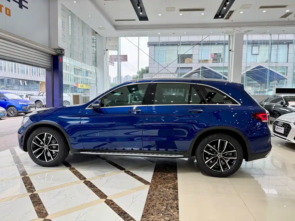 Mercedes-Benz GLC 2020 — фото 14