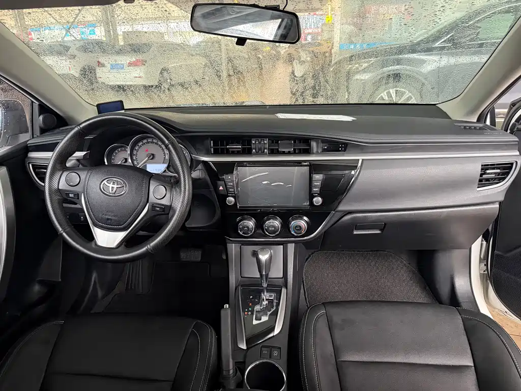 Toyota Corolla 2016 — фото 19