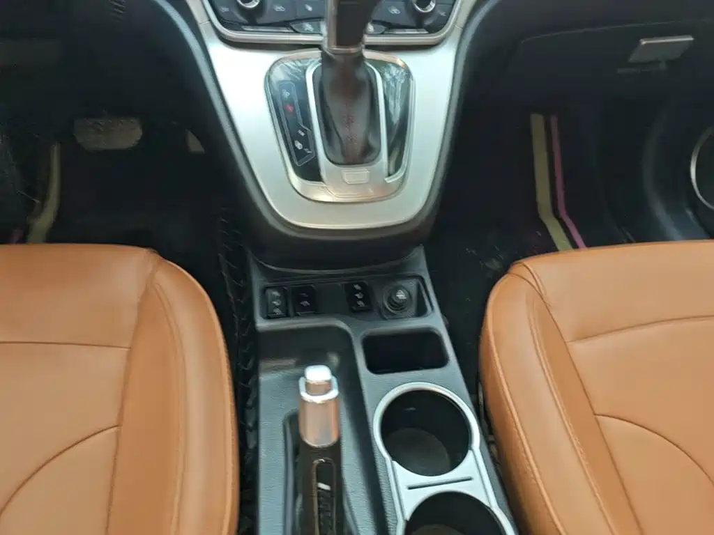 Haval H6 2017 — фото 14