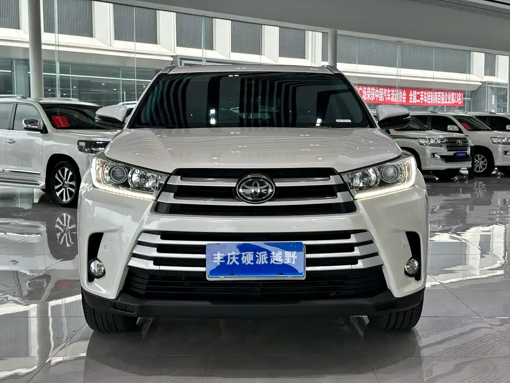 Toyota Highlander 2019 — фото 2