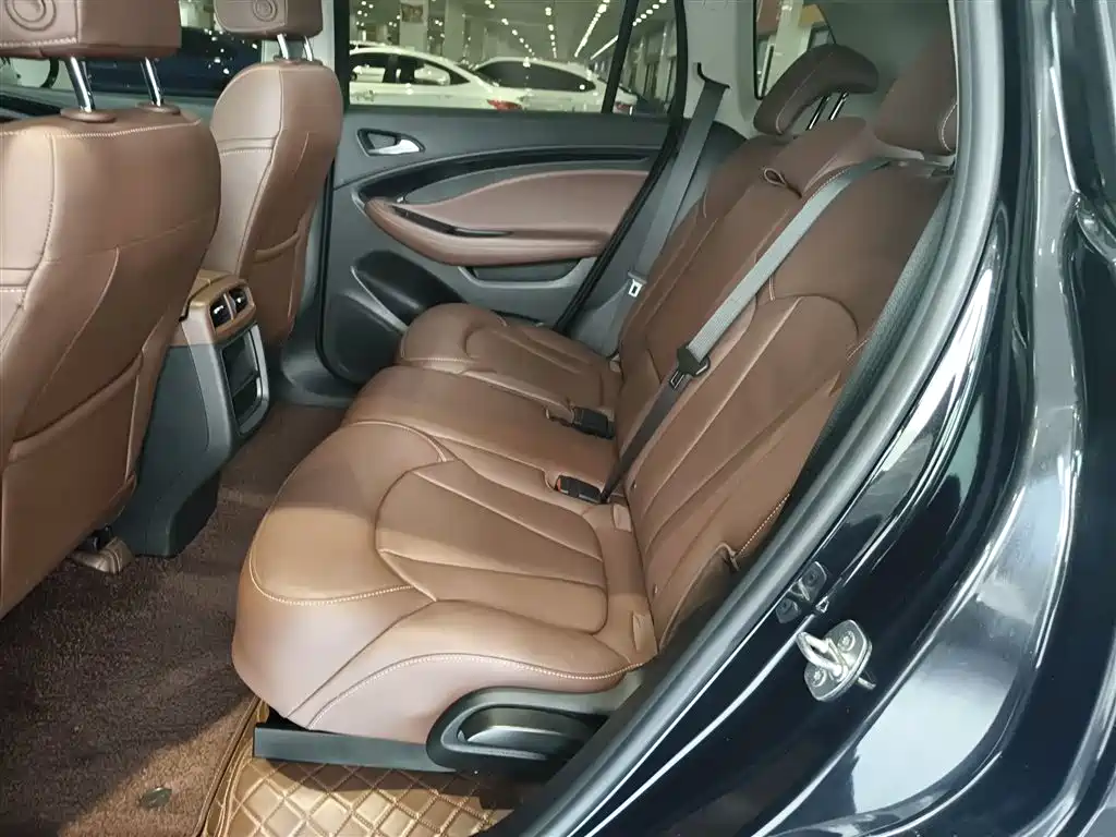 Buick Envision Plus 2020 — фото 13