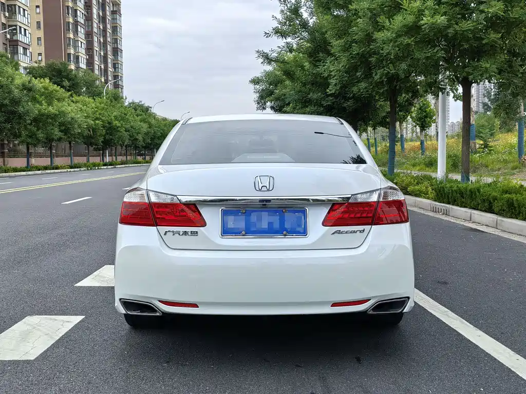 Honda Accord 2016 — фото 4