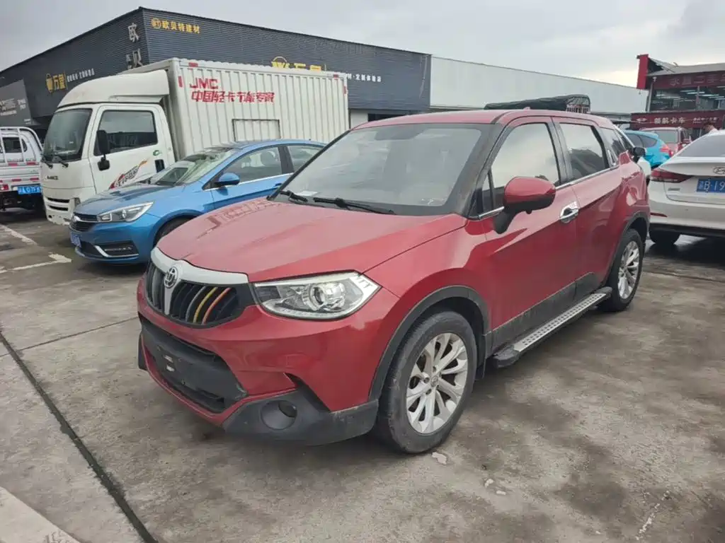 Zhonghua V3 2017 — фото 2