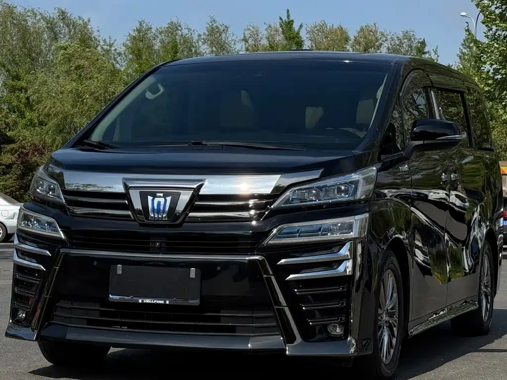 Toyota Vellfire 2020 — фото 1
