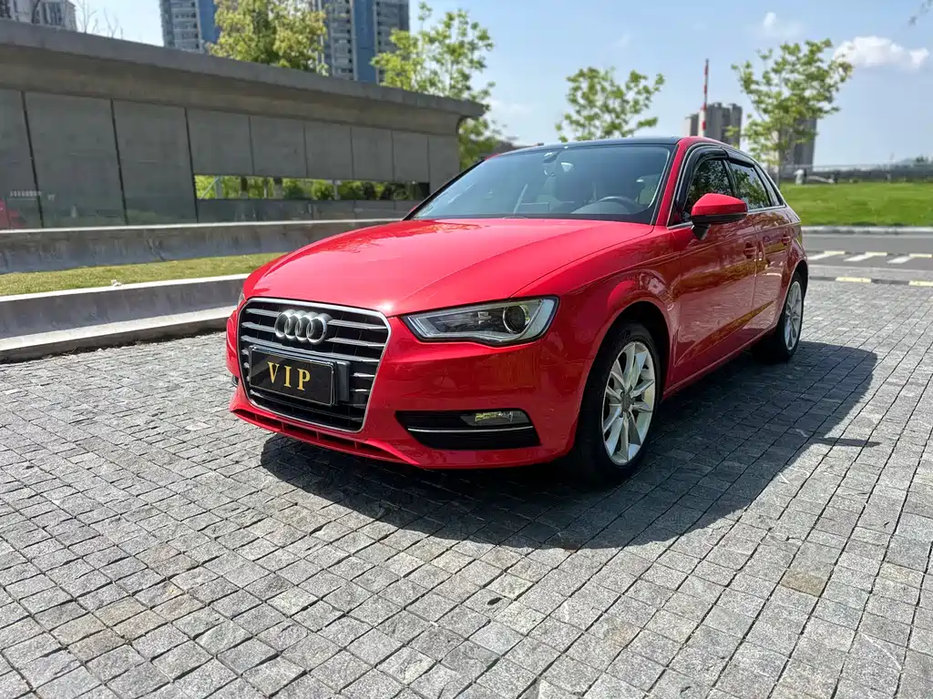 Audi A3 2014 — фото 1