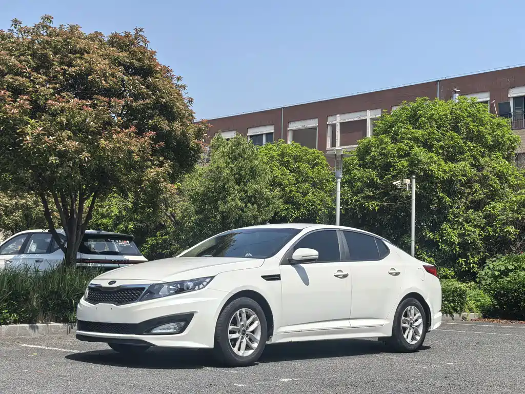 Kia K5 2012