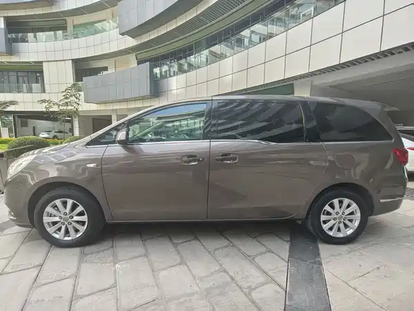 Buick GL8 2017