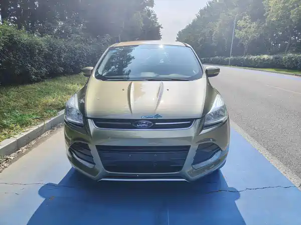 Ford Kuga 2016