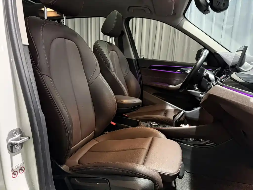 BMW X1 2022 — фото 18