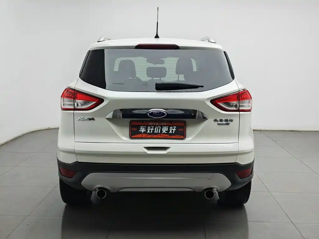 Ford Kuga 2015