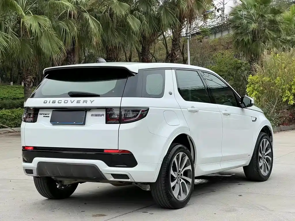 Land Rover Discovery Sport 2021 — фото 9