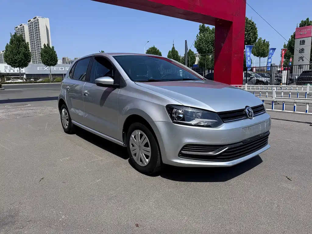 Volkswagen Polo 2014