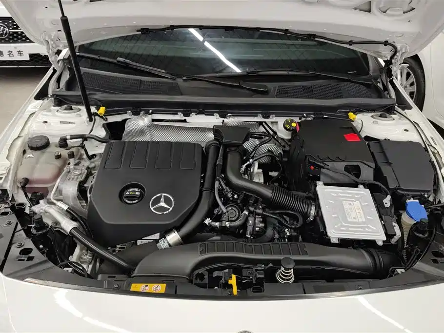 Mercedes-Benz A-Class 2023 — фото 10