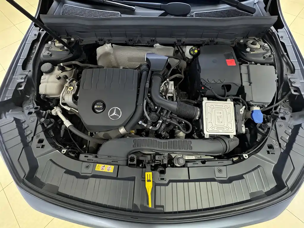 Mercedes-Benz GLB 2021
