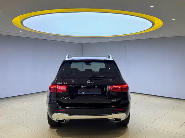 Mercedes-Benz GLB 2021