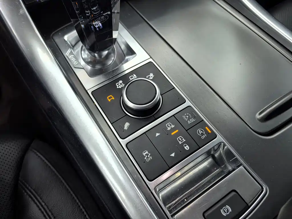 Land Rover Sport 2017 — фото 12