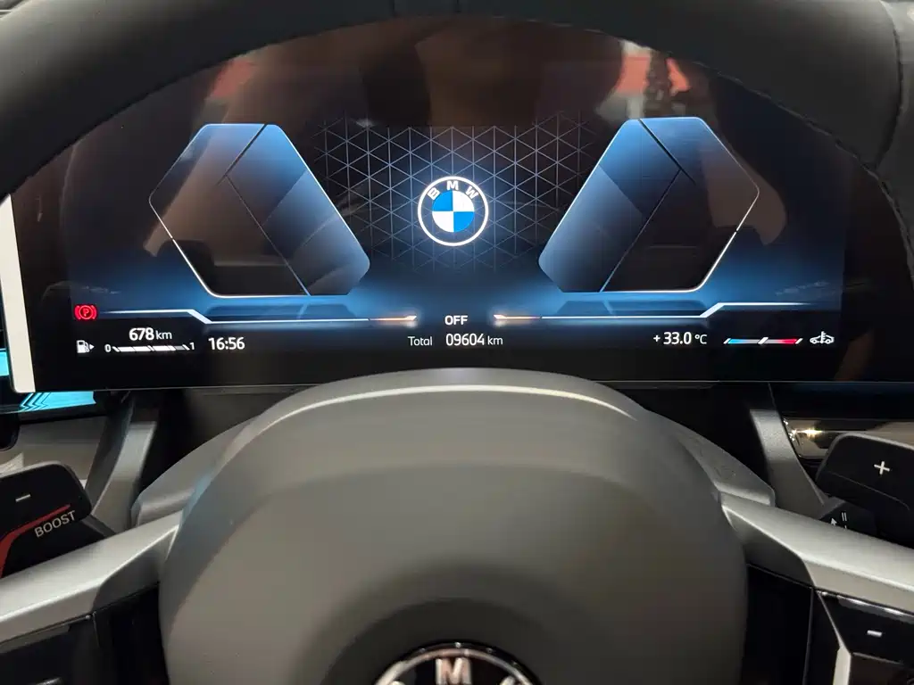 BMW 5 Series 2025 — фото 12