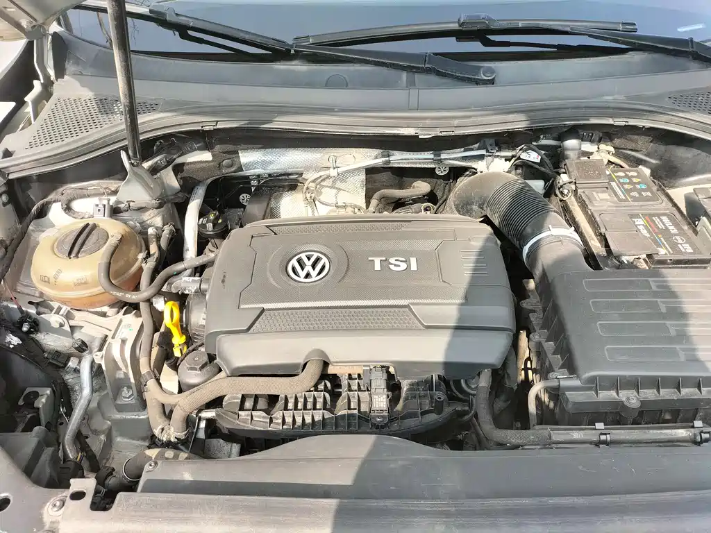 Volkswagen Tiguan L 2018 — фото 13