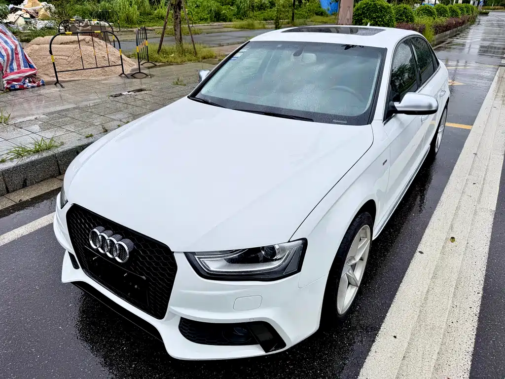 Audi A4L 2016