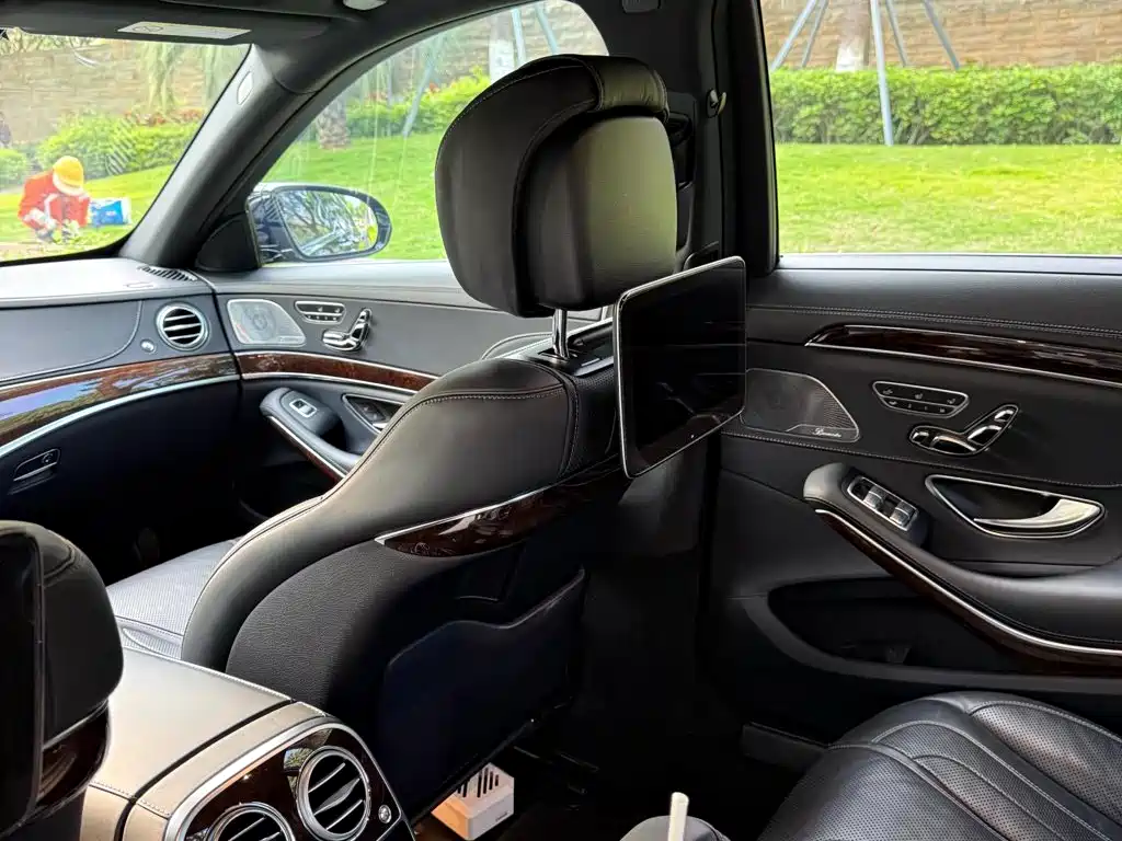 Mercedes-Benz S-Class AMG 2019 — фото 11