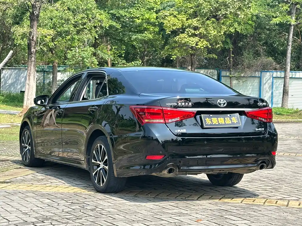 Toyota Crown 2019 — фото 15