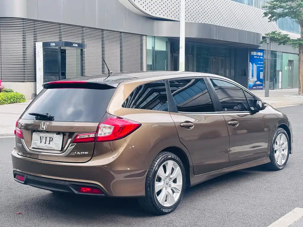 Honda Jade 2016 — фото 7