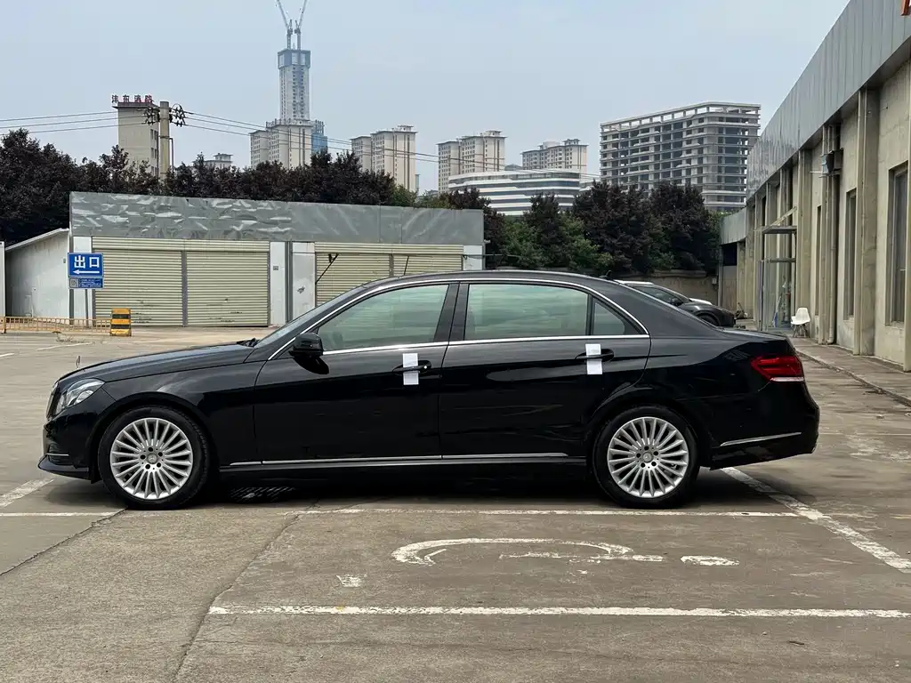 Mercedes-Benz E-Class 2016