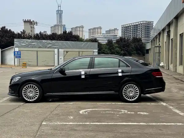 Mercedes-Benz E-Class 2016