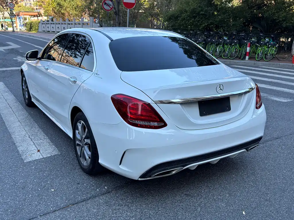 Mercedes-Benz C-Class 2018 — фото 6