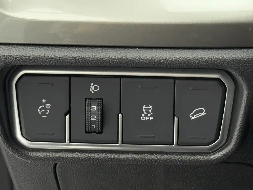 Haval H6 2023 — фото 17