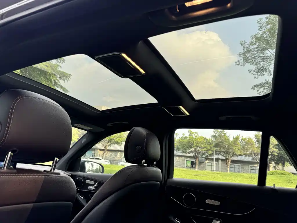Mercedes-Benz GLC 2020 — фото 17