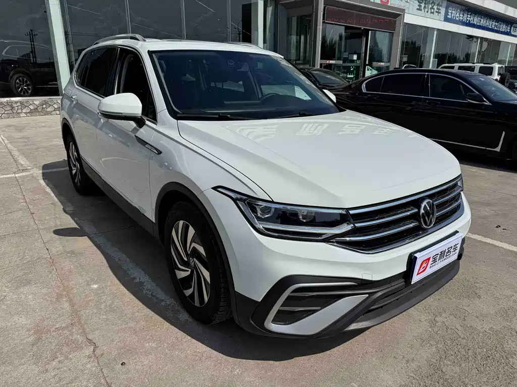 Volkswagen Tiguan L 2024