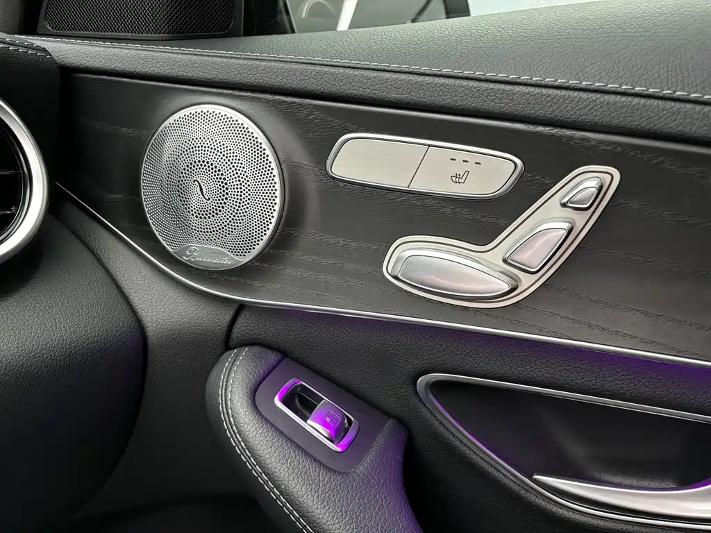 Mercedes-Benz C-Class 2022 — фото 19