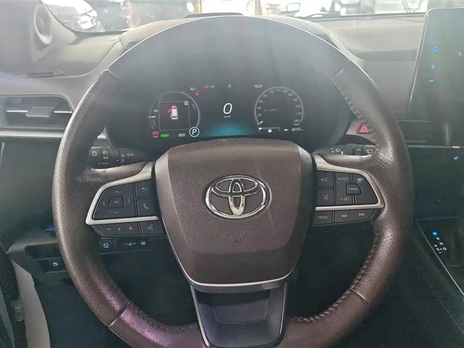 Toyota Sienna 2022 — фото 15