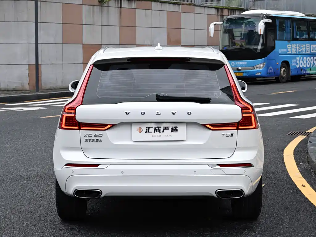 Volvo XC60 2020 — фото 4