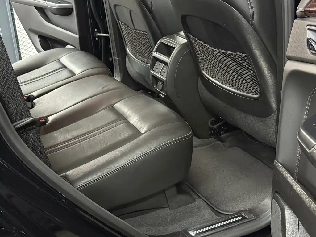Cadillac SRX 2014 — фото 15
