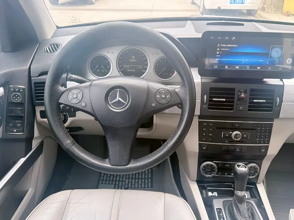 Mercedes-Benz GLK-Class 2009 — фото 14