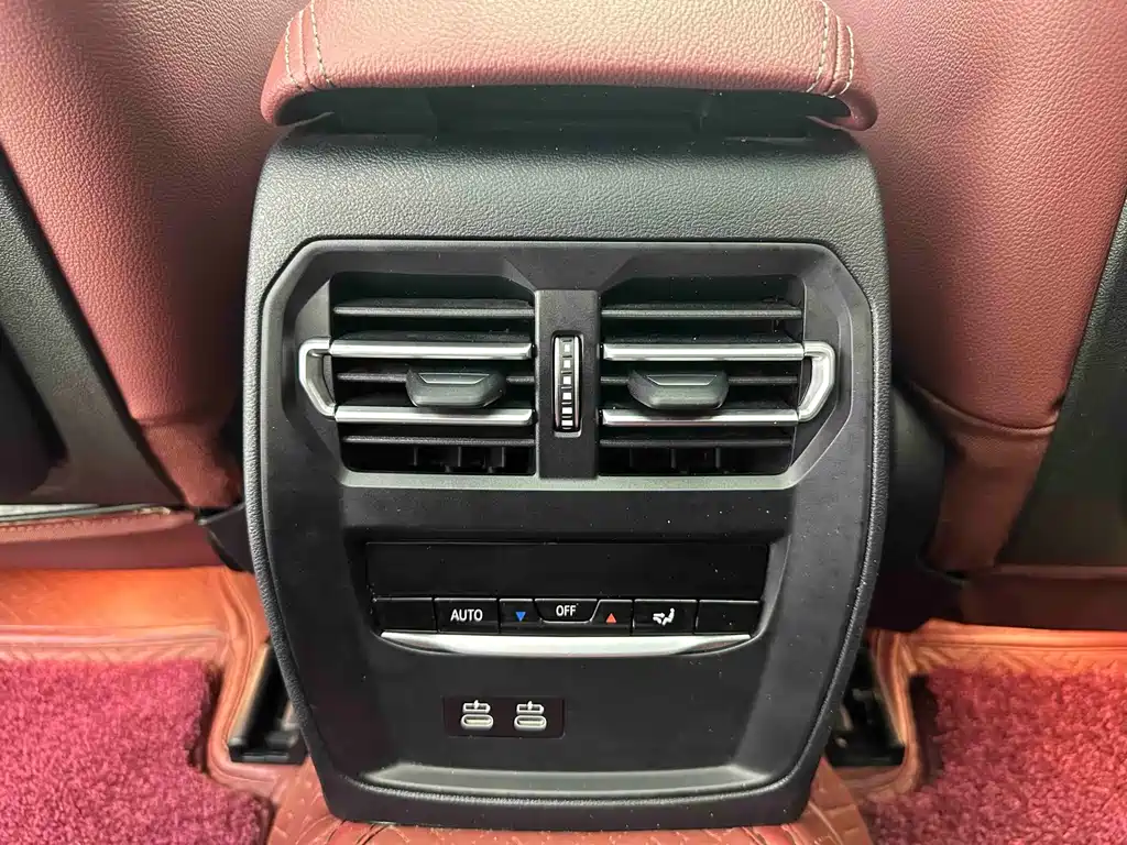 BMW 3 Series 2022 — фото 13