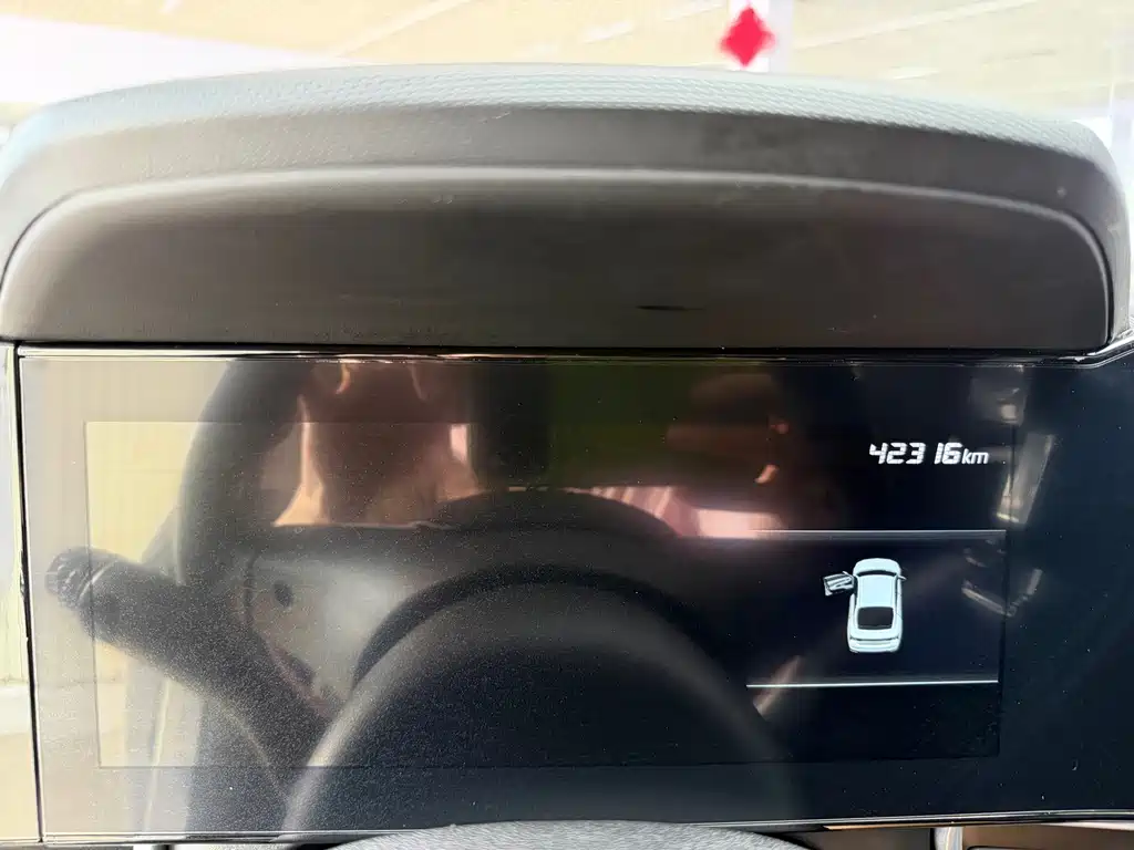 Hyundai Elantra 2022 — фото 12