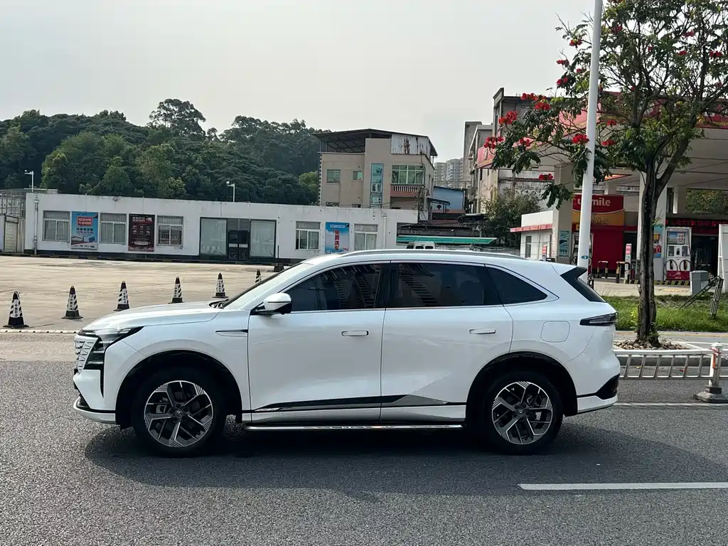 Changan CS75PLUS 2025 — фото 3